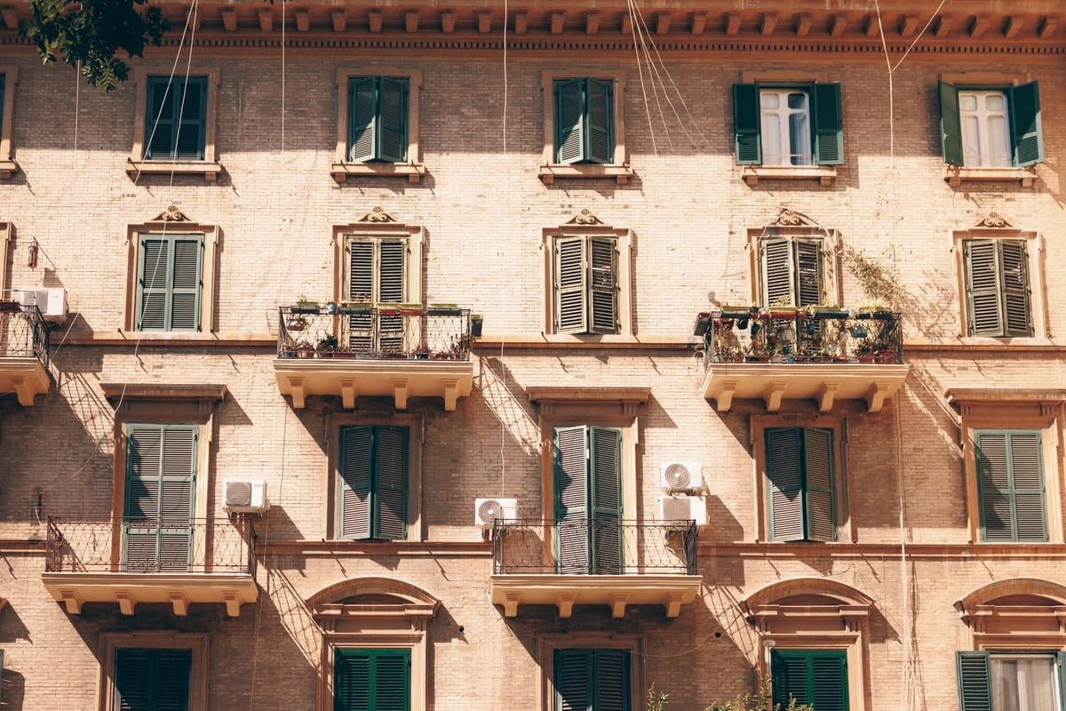 Visura catastale e ipotecaria prima del rogito: cosa leggere e cosa chiedere