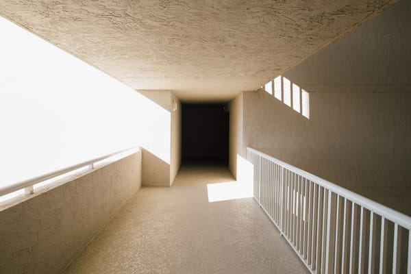 Comprare casa in condominio: leggere il regolamento prima